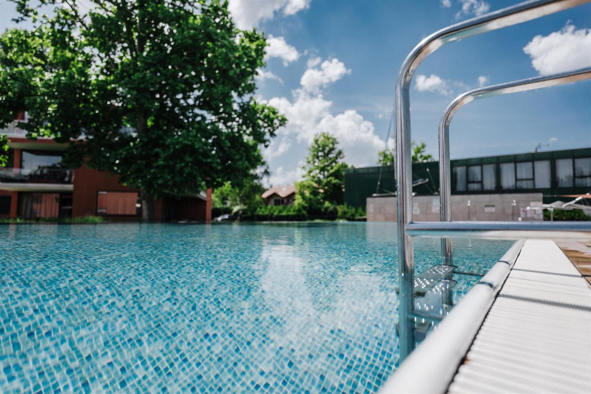Butique Apartman Grand Balatonlelle Exterior foto