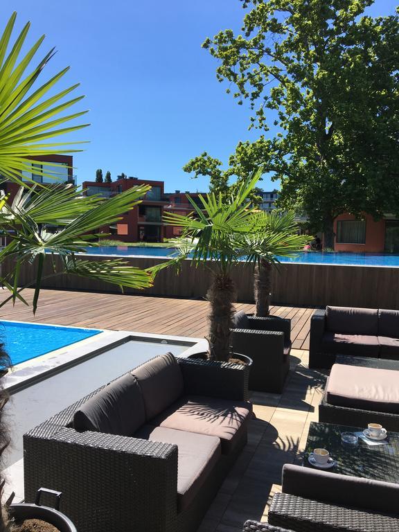 Butique Apartman Grand Balatonlelle Exterior foto